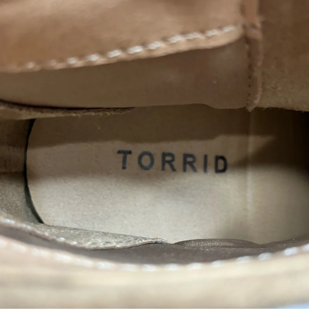 Torrid natural perforated stacked bootie‎ size 9.5